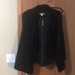 Faux fur sleeveless vest 22/24. Brand new!!